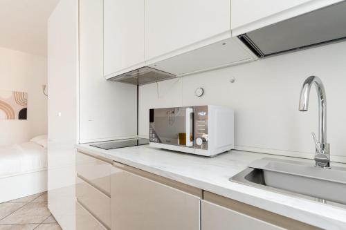 GuestHost - Comfy Studio near Pasteur M1