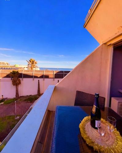 Héliopolis C41 - Studio, place de parking privée, terrasse vue mer - 2 à 4 personnes au pied de la plage photo 4