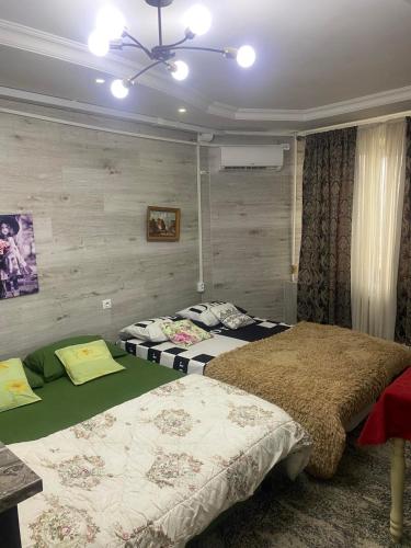 App Express tesisinde bir odada yatak veya yataklar