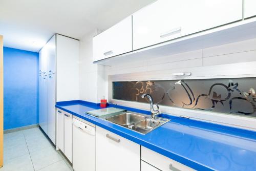 tuGuest Avd Investigacion City Center Apartment