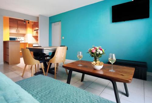 Charmant T2, cosy et Moderne près des remparts