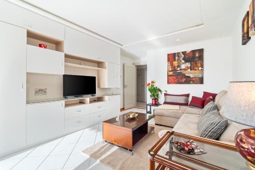 Prestige Flat Sea View by Albufeira Holidays