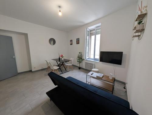 Agréable appartement 65 m2 type 3 Narbonne centre-ville