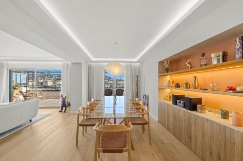 REF 1923 - Cannes Vieux-Port 5-star penthouse for rent sea view