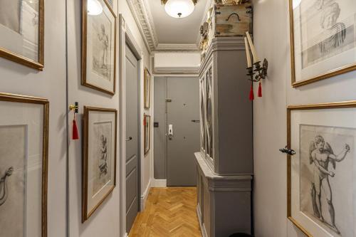 J The Rose Habitación room to rent