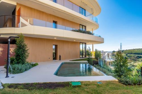 Valley Dream - Garden Villa with Private Infinity Pool and Large Terrace, Higueron, Fuengirola