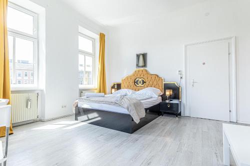 Comfortable Private Rooms Near Millennium Tower for Long Stays