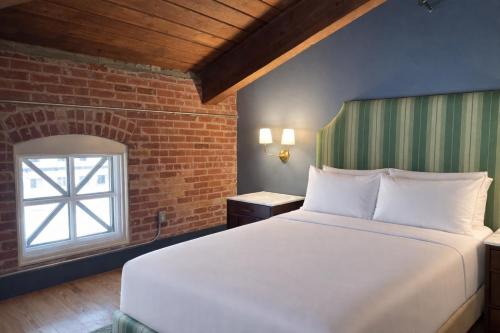 Gallery image of The Laurel Hotel in Danville