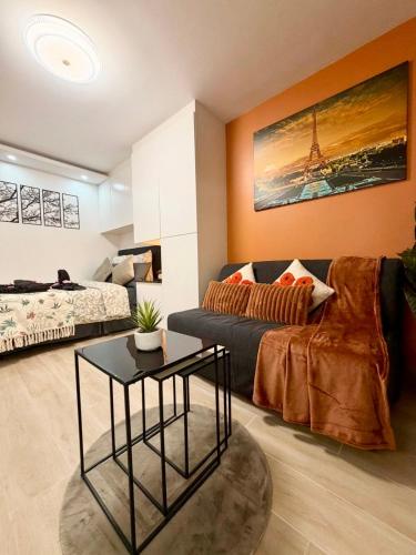 Stylish Apartment in Paris Center Metro 6 Glacière & M7 Les Gobelins