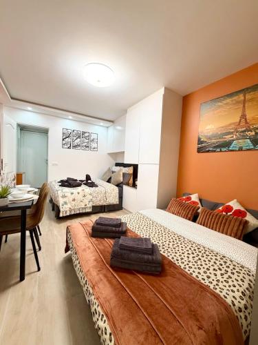 Stylish Apartment in Paris Center Metro 6 Glacière & M7 Les Gobelins