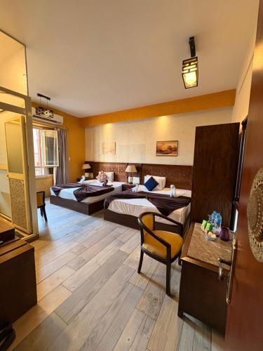 Downtown Location Hotel