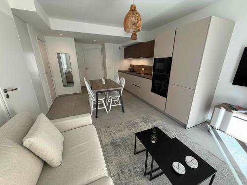 Les Terrasses d'Antibes - 2BR Duplex with Terrace