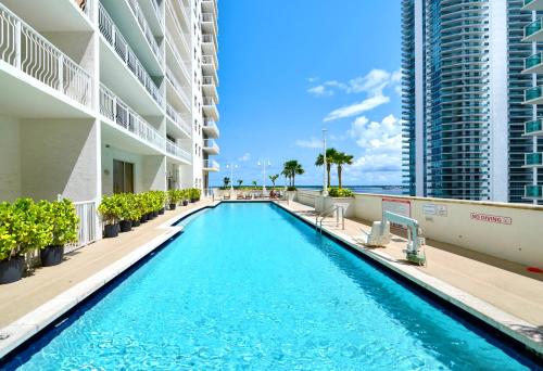 Brickell Stay with City Views photo 18