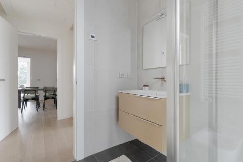 GuestHost - Lambrate Modern Flat with Terrace
