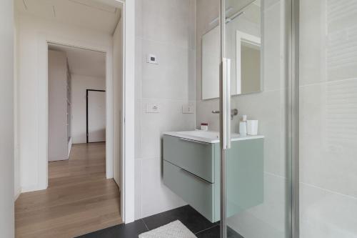 GuestHost - Lambrate Modern Flat with Terrace