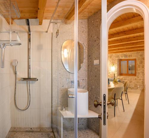 Heritage house Balturio, few steps from the sea