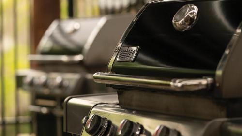 a row of suitcases lined up in a row at Paniolo Greens Resort in Waikoloa