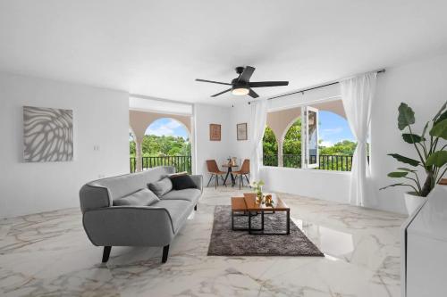 Montmare Exclusive Paradise Getaway Villa with Pool