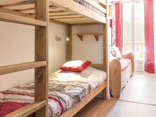 Appartement cosy avec terrasse - Départ ski aux pieds - FR-1-344-830