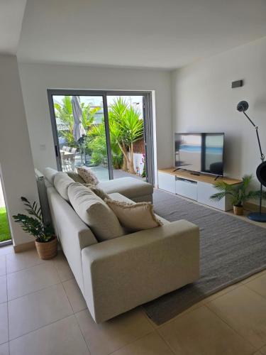 Trevo Beach House - Villa with Private Pool