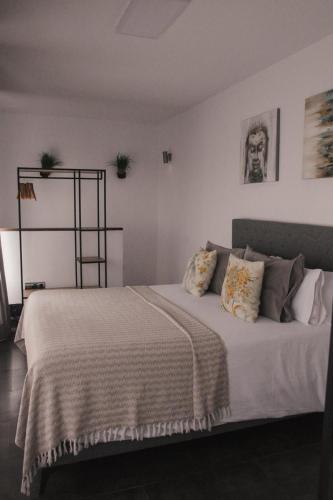City Center Charming Duplex - Space Maison Apartments