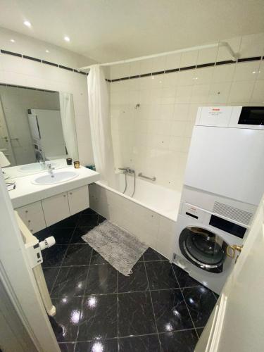 Magnifique 130m2 Haussmannian hyper centre