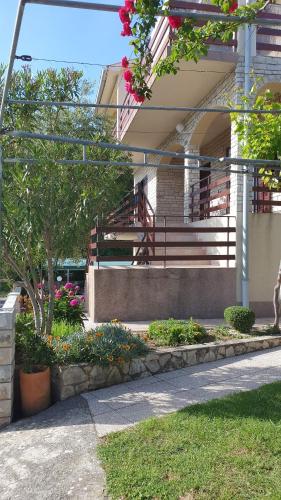 Apartments and Room Anica i Marko