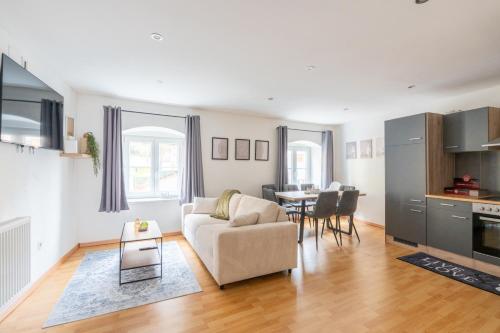 COY Apartments Kapfenberg - Spacious Stays for Companies, Groups & Workers