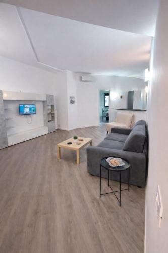 Valle Aurelia Station House One by Dama