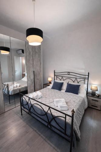 Valle Aurelia Station House One by Dama