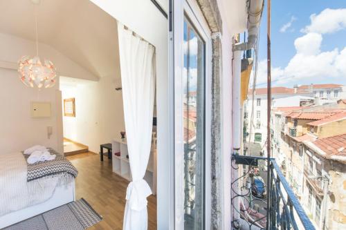 Bright Studio In Lisbon Heart
