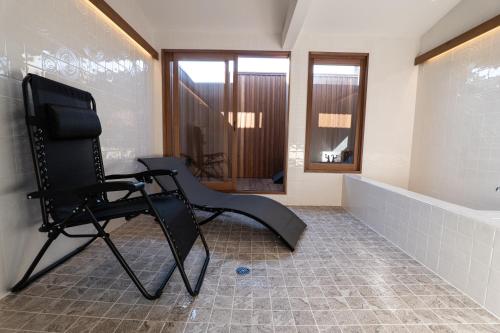 Irori & Private Sauna IRORI BY LUGSTAY Luxury Townhouse 3 Minutes from the Station
