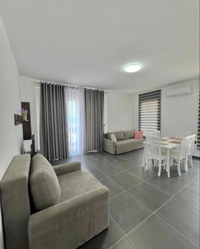 A&G Apartments Radhimë