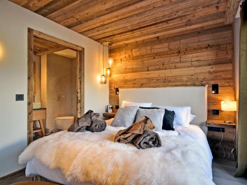 Charmant Triplex aux Allues avec Cheminée et Concierge - FR-1-613-80