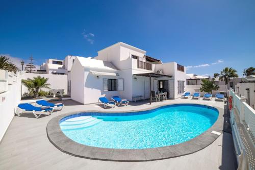 Modern Puerto Del Carmen Villa Heated Private Pool Pool Table Villa Maria