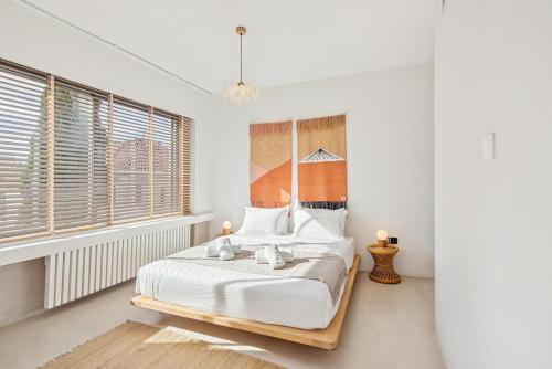 Katil atau katil-katil dalam bilik di Living Beyond Design