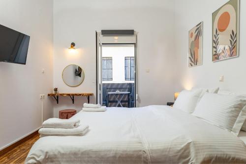 Sea & City - Luxury Seaside Maisonette with Private Rooftop Cinema - 50m from Beach & 300 m from Old Town