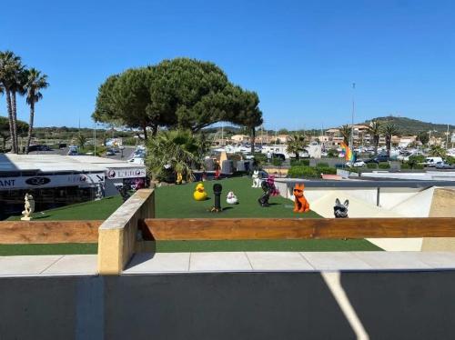 Village naturiste Cap d Agde - Coursives Port Nature 5 - Appartement Entier chambre séparée au calme