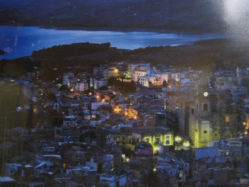 Γενική άποψη της πόλης Regalbuto ή θέα της πόλης από  αυτό το bed & breakfast
