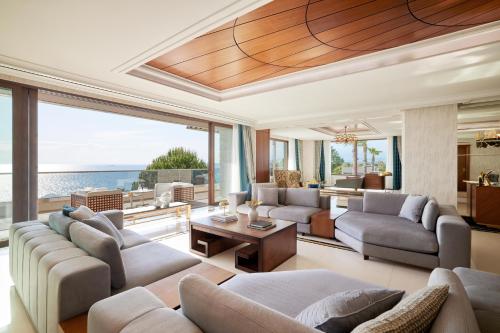 Pomegranate Wellness Spa Hotel — Swimming pool