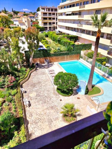 Cap d'antibes piscine mer et plage