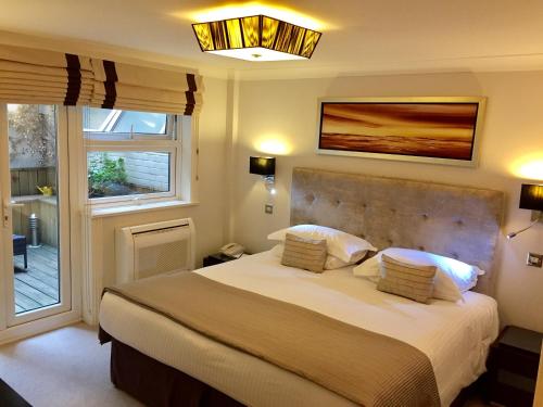 Beaufort House - Knightsbridge — Bedroom