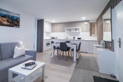 TATRYSTAY Vesna 2 Apartments
