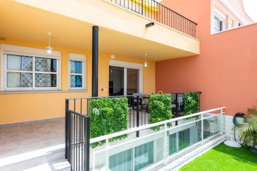 Modern 4 bedroom villa in Costa Adeje