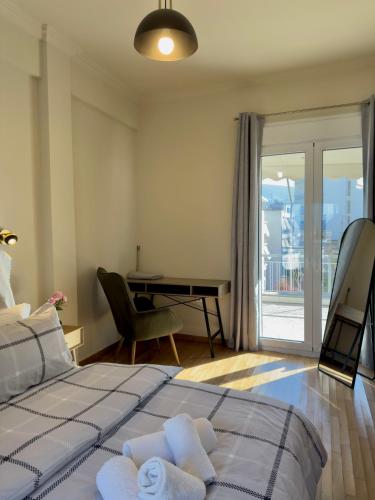 Newly Renovated 1BR Apartment and Balcony in Lush Pangrati