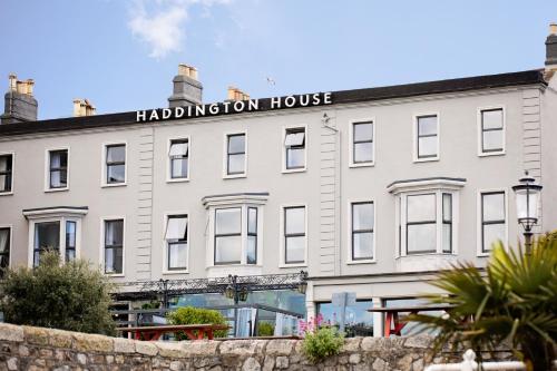 Haddington House Hotel — Property building