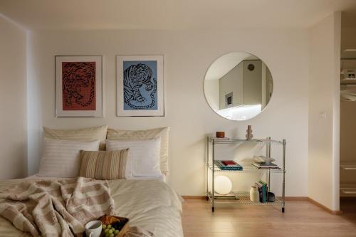 Cozy Practical Studio New and fully Equipped