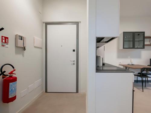 I-Host - Modern 1BR with Balcony near Sempione