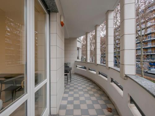 I-Host - Modern 1BR with Balcony near Sempione