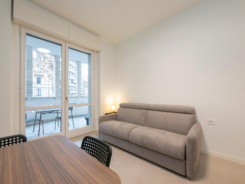 I-Host - Modern 1BR with Balcony near Sempione